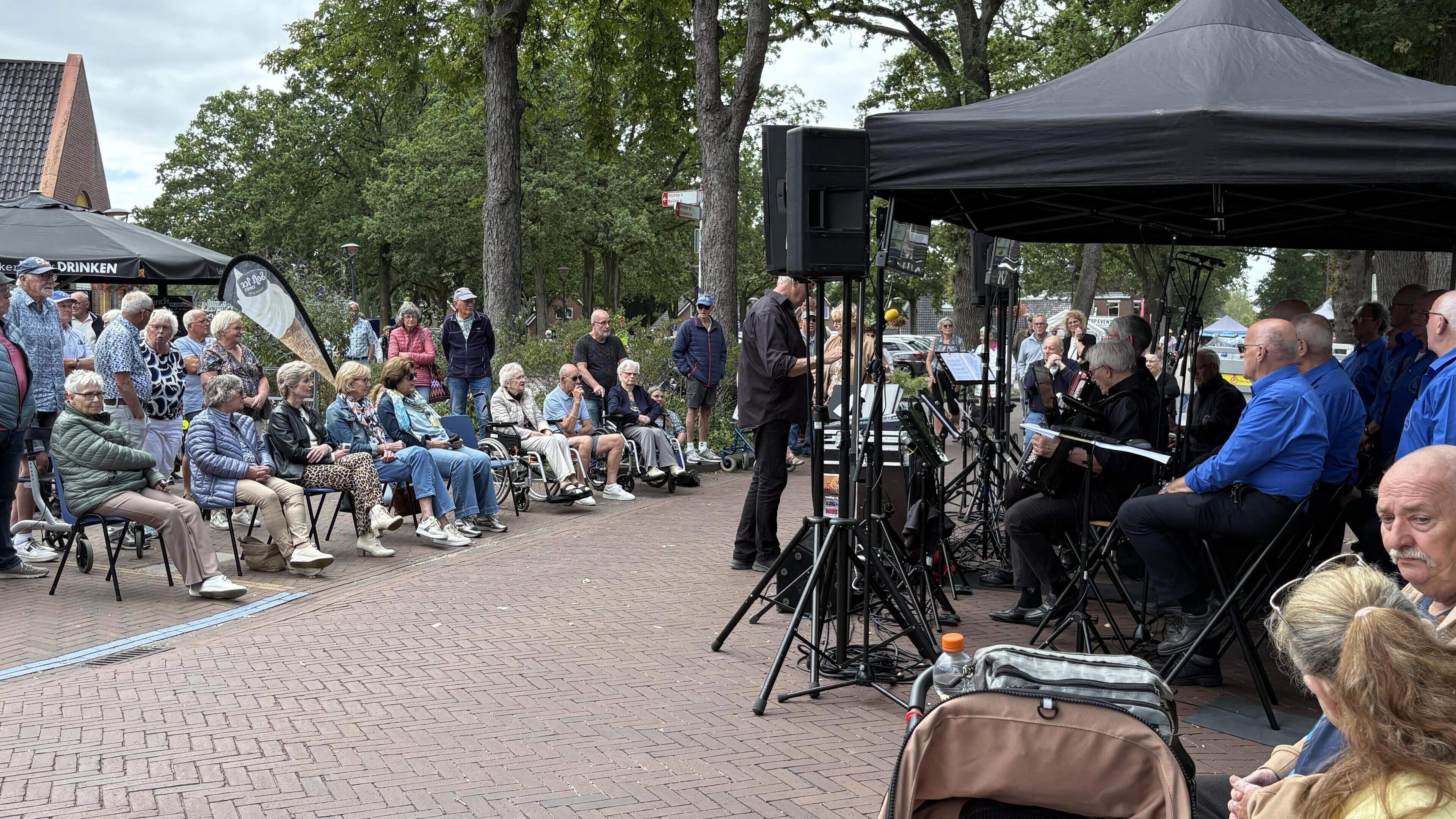 Gezelligheid troef in Westerbork. Korenfestival trekt veel publiek